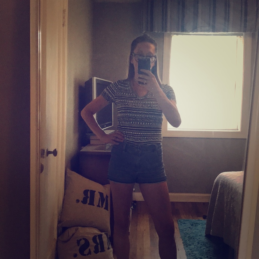 Black and white T-shirt